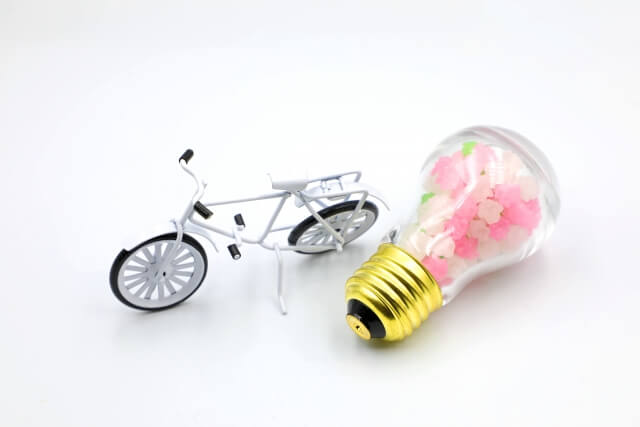 自転車と電球